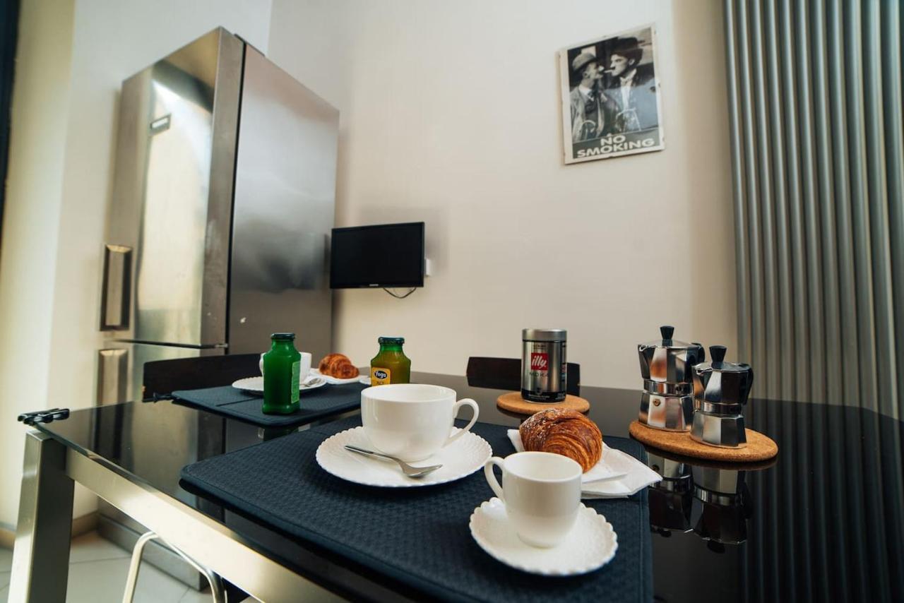 Appartement Domus Gisulfo à Salernes Extérieur photo