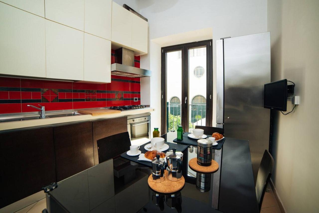 Appartement Domus Gisulfo à Salernes Extérieur photo