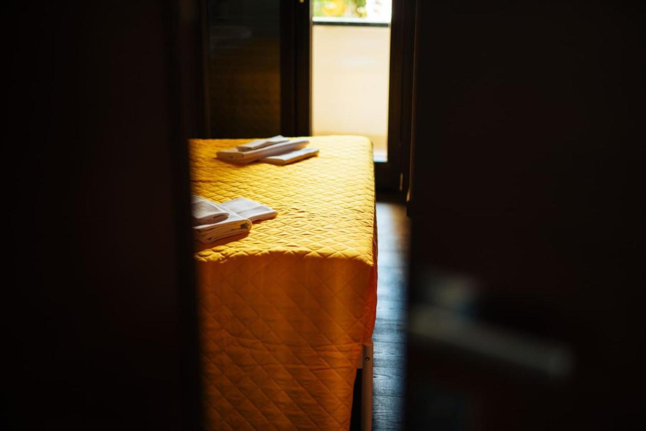 Appartement Domus Gisulfo à Salernes Extérieur photo
